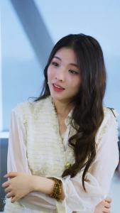 她在寒风中绽放42