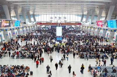 元旦假期全社会跨区域人员流动量5.95亿人次