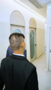 她在寒风中绽放16