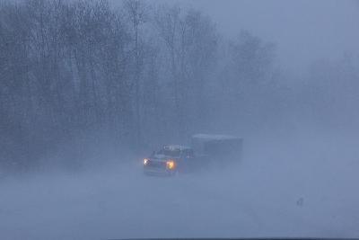 强风暴逼近 美国超1400架次航班被取消