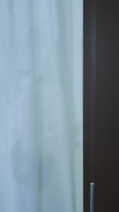 她在寒风中绽放68