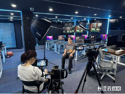 《中国广播影视》专访《大学之道》第四季总撰稿洪兵：以镜为媒，描绘新时代青年学子的奋斗群像