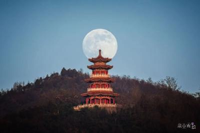 明晚记得抬头看！2026年首个“超级月亮” 将现身