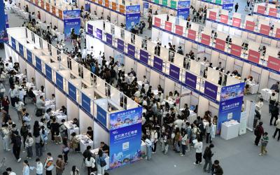 毕业生异地求职，坐火车、住宿有优惠！