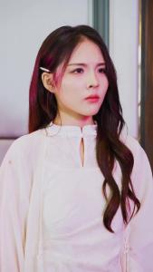 她在寒风中绽放57