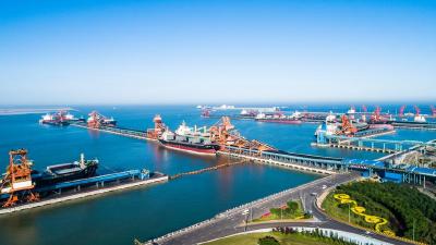 规模再创新高 我国2025年外贸进出口达45.47万亿元