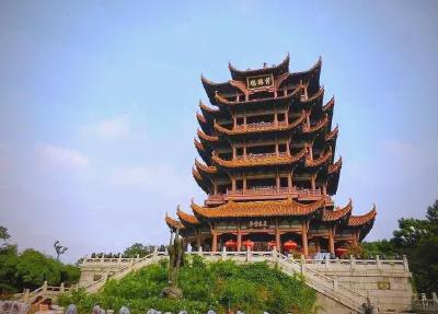 勇当龙头敢追一流，扛牢建设大武汉重任——省两会代表委员热议为支点建设担当作为