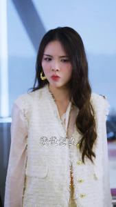 她在寒风中绽放41