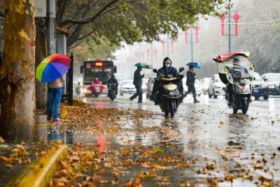 开工首日长江中下游有大范围降雨 未来一周冷空气活动频繁
