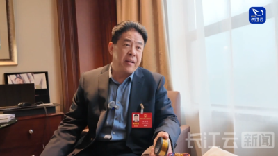 代表行李箱里的“好东西”丨吴俊峰：打造全国人形机器人重要核心零部件生产基地