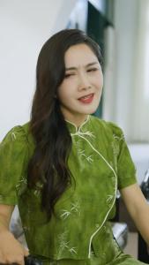 她在寒风中绽放67