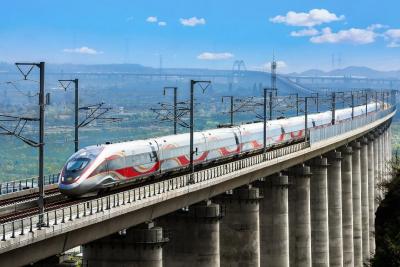 预计发送旅客1825万人次 全国铁路迎元旦假期客流最高峰