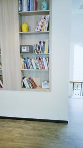 她在寒风中绽放69