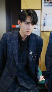 她在寒风中绽放59