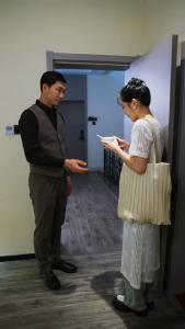 她在寒风中绽放36