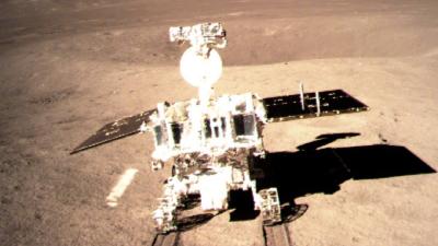 ​7年前的今天，嫦娥四号探测器登陆月背