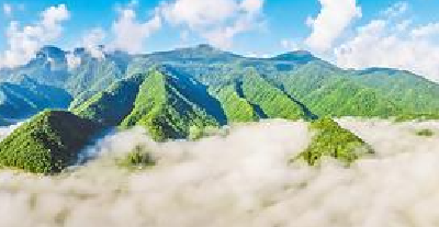 神农架挺起生态高地