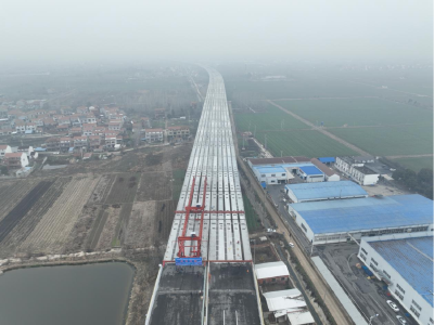 中建二局武汉都市圈环线北段4标项目——新洲西高架桥和双柳长江大桥顺利合龙