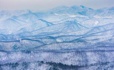 南漳新年雪景已就位，朋友圈摄影师请出片！