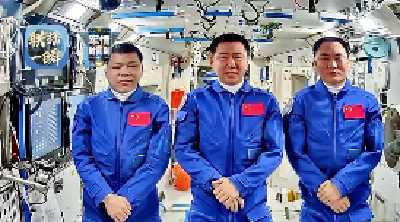 首次公开！神舟二十号乘组返回地球前的天地对话