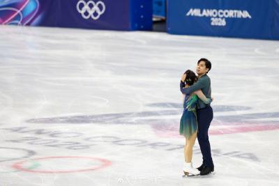 祝贺！“葱桶组合”双人滑第五