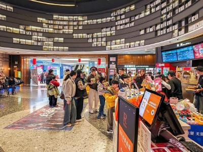 春节档精彩收官！2026年中国电影票房领跑全球电影市场