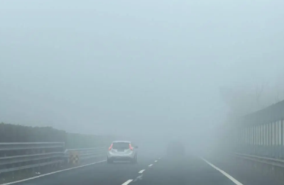 大雾省级预警，湖北部分高速收费站入口临时管控
