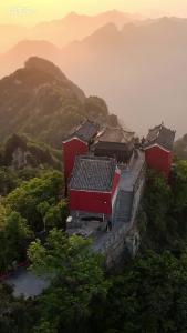 2025年“微短剧 大武当”短视频大赛 | 三等奖《武当奇旅》第一集