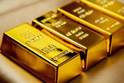 金价重回4800美元 白银暴涨超8%