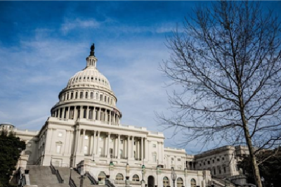 美国众议院通过旨在终止对加拿大征收关税的决议