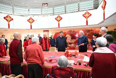 习近平总书记走进百姓家