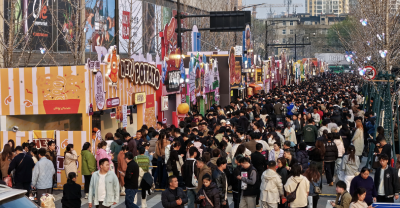 一周卖出20万个汉堡！HOCH汉堡节“一城双开”如何引爆江城？