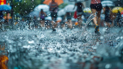 明天起南方迎新一轮强降雨和强对流天气 全国气温波动起伏