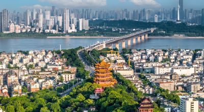 两会启幕，湖北必须把握的“时”与“责”