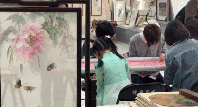 春天里的中国丨多地旅游场景上新 “体验经济”激发文旅新活力