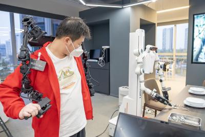 从“樱约”到“应约” 留在武汉不只是为一枝花