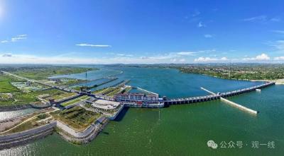 正确政绩观：一颗心、一份情、一条路、一股劲