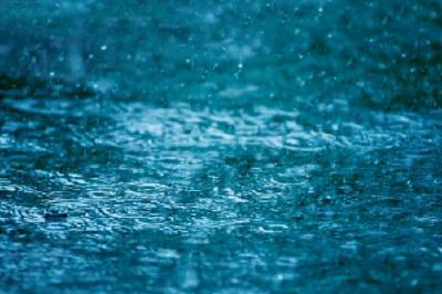 南方大范围降雨持续 北方多地气温波动中上升