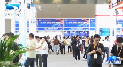 全球买家现场“速配” 光博会预计达成百项跨境合作