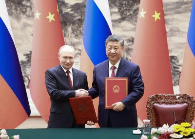 习近平主席同普京总统会晤侧记