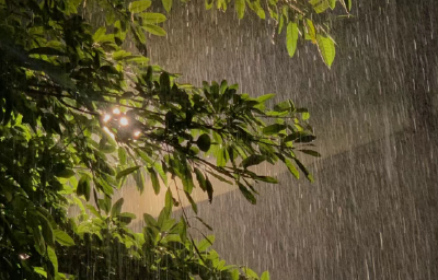 “暴雨+强对流天气”双预警 南方降雨将“超长待机”