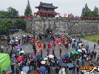 图集 | 国庆首日 荆州宾阳楼开城仪式带你“穿越”回楚都