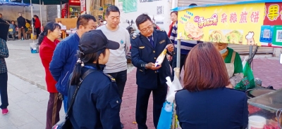 罗田县实验小学开展校园周边流动摊贩专项整治行动 