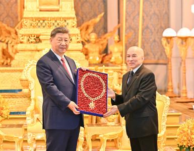 “站在亚洲实现整体振兴的新起点上”——习近平主席对越南、马来西亚、柬埔寨进行国事访问纪实