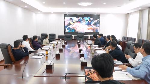 周黎主持召开研学工作调研督办会