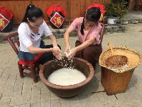央视栏目《回家吃饭》在房县拍摄，你看看拍的啥？