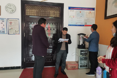 【食品安全专栏】房县市场监管局：做好节前食品安全检查  筑牢食品安全防火墙  