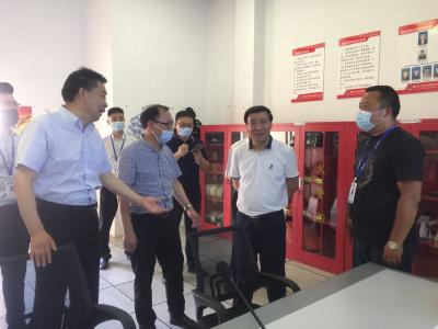 省商务厅杨本初一行来房开展商务领域安全生产专项检查