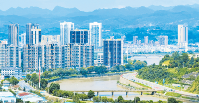 谢晓鸣主持召开县政府常务会议