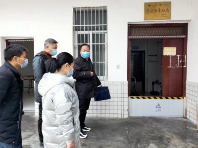 【食品安全专栏】万峪河乡联合辖区市场监管所为学校食品安全保驾护航